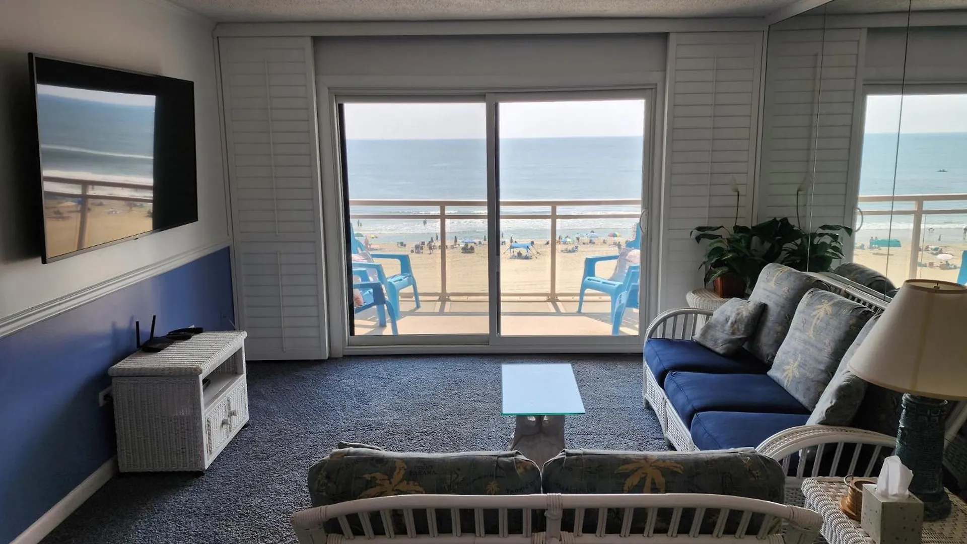 Oceanfront 29Th St 2Br 2Ba Condo Steps To Boardwalk Ocean Stadt USA